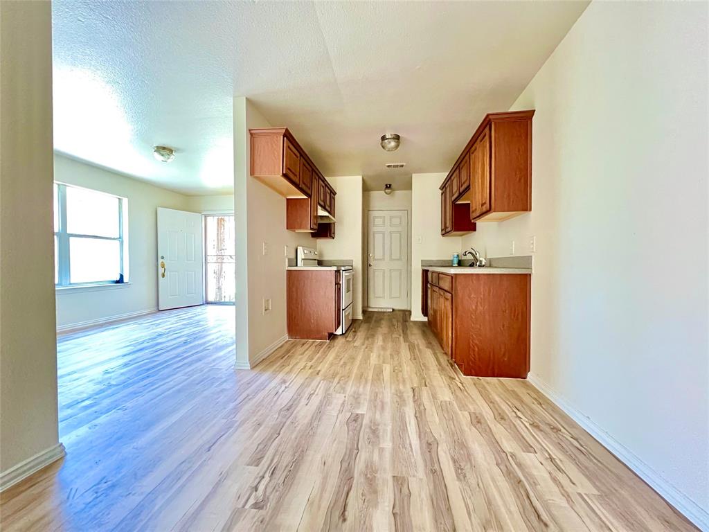 Mayfield James Add - Residential Income