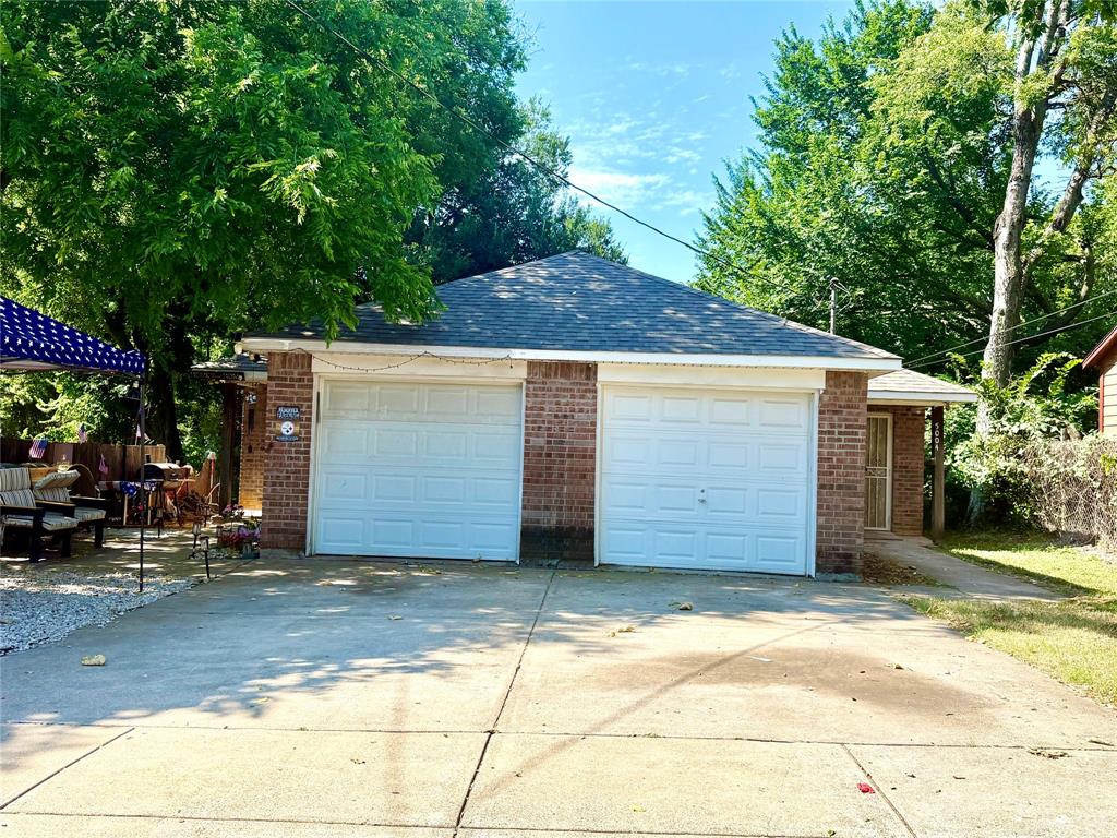 Great Investment Opportunity to own this fully duplex in Fort Worth. 5004 and 5006 Chapman will both be covered with purchase. This property features two spacious units, both units are mirror images of each other. Each unit offering 3 bedrooms, 2 full bath, 1 car garage, kitchen and open to the living and dinning areas. Open breakfast area and kitchen with pantry. Master bedroom with walk-in closet, linen closet in 2nd bath. Both units have good-sized fenced backyards. Unit 5004 is vacant and has an excellent opportunity for immediate occupancy or rental income while living on-site. current market rent is $1500-$1600. Unit 5006 has a very long term tenants, current month to month rent is $1300. Tenant will continue to live there. All utilities separately metered and paid by the tenants. New roof (2.2024), Unit 5004: Fresh painted, new vinyl plank flooring throughout the house, New HVAC (7.2023), New range (12.2023) and refrigerator included in the unit. Unit 5006: Vinyl plank & ceramic tile flooring throughout the house, New bathtub (12.2023). Easy access to Metroplex Hospital, school, shopping, Hwy I-30, I-35 & 820. This income property is perfect for generating a steady stream of rental income. Whether you are a seasoned investor or just starting out, this duplex is an excellent investment opportunity that should not be missed! All information is deemed reliable and accurate but not guaranteed. Buyer and buyer's agent to verify all information contained herein including dimensions, measurement, features, schools and HOA etc. Seller does not have a survey. Property is being sold AS-IS. Please DO NOT disturb tenants. Unit 5004 is a vacant and available for showing. No showing in Unit 5006 until accepted contract.