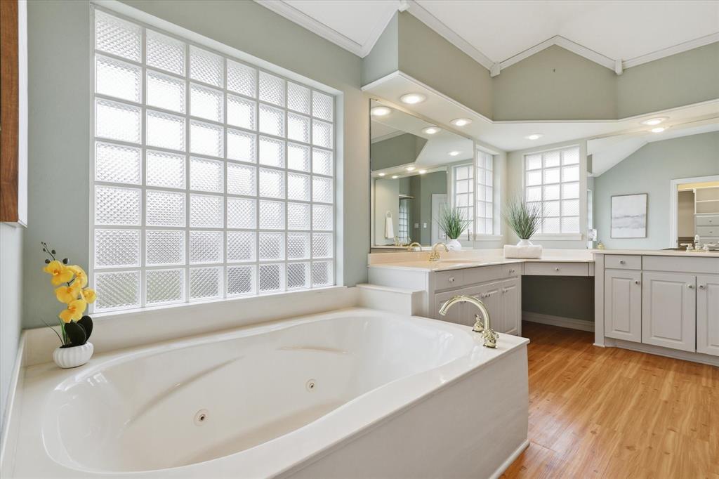 Encore - Residential