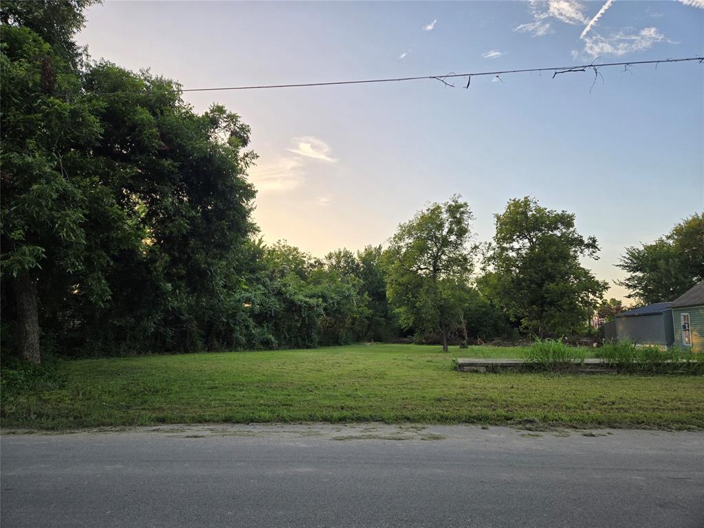 Corsicana - Land