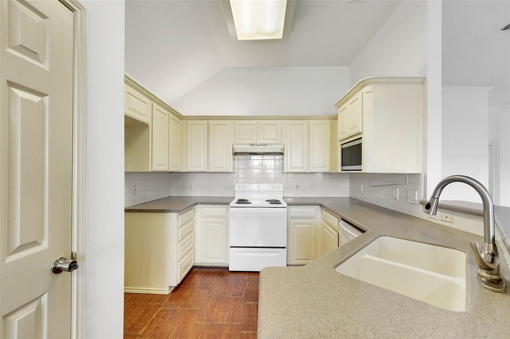 Chantilly Court - Residential