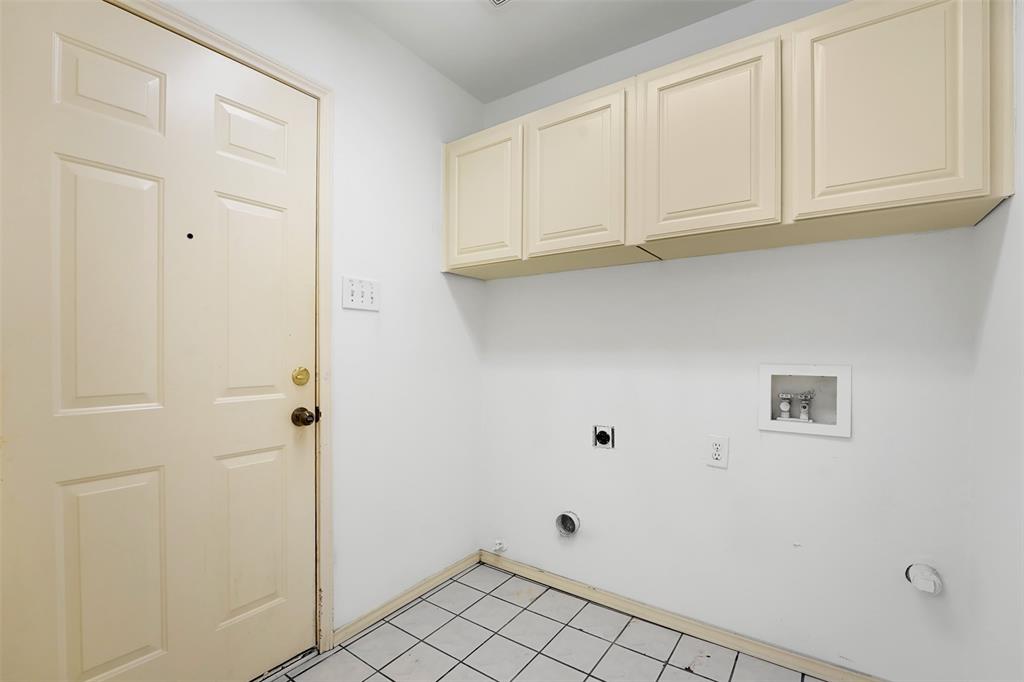 Chantilly Court - Residential