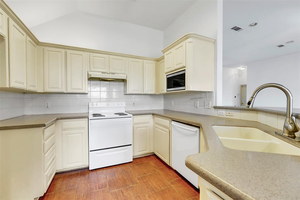 Chantilly Court - Residential