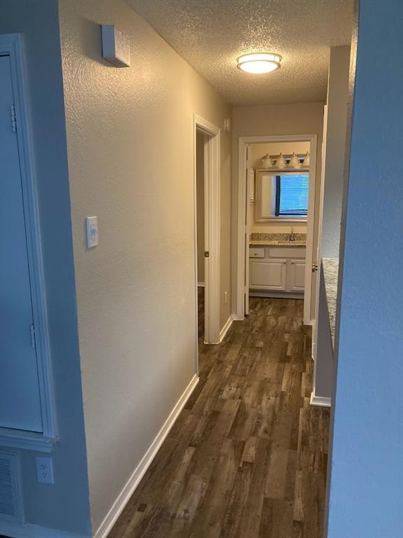 TIMBER VILLAGE - Residential Lease