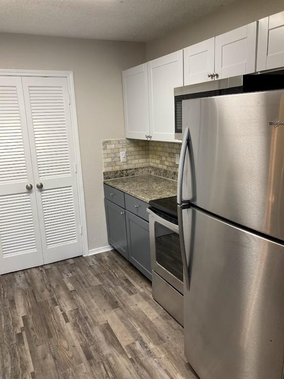 TIMBER VILLAGE - Residential Lease