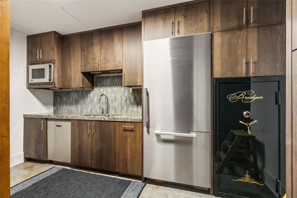 1301 Throckmorton Residences - Residential