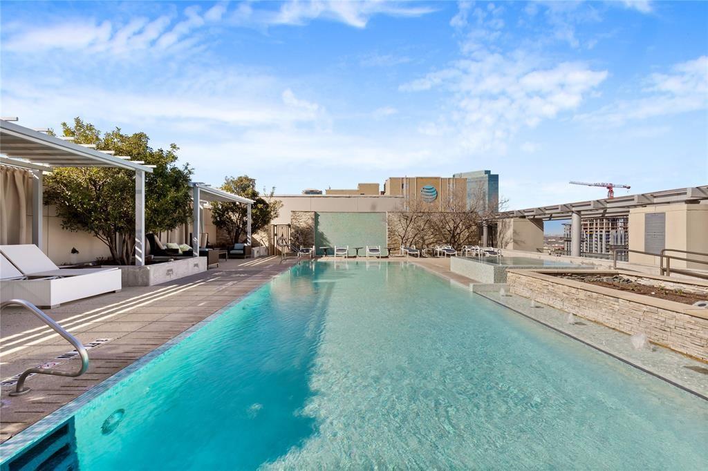 1301 Throckmorton Residences - Residential