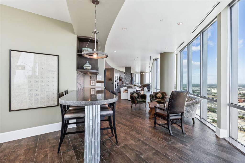 1301 Throckmorton Residences - Residential