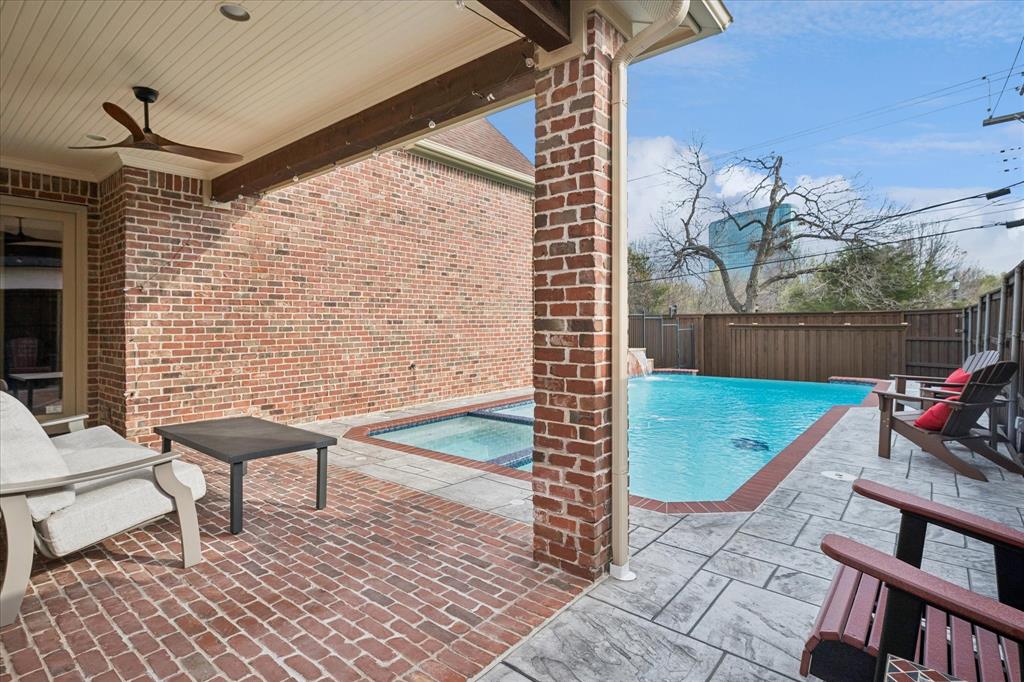 University Hills West 2 - Residential