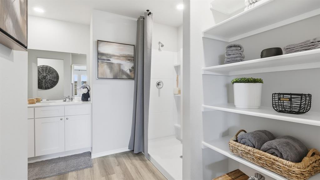 Townes Landing - D.R. Horton - Residential