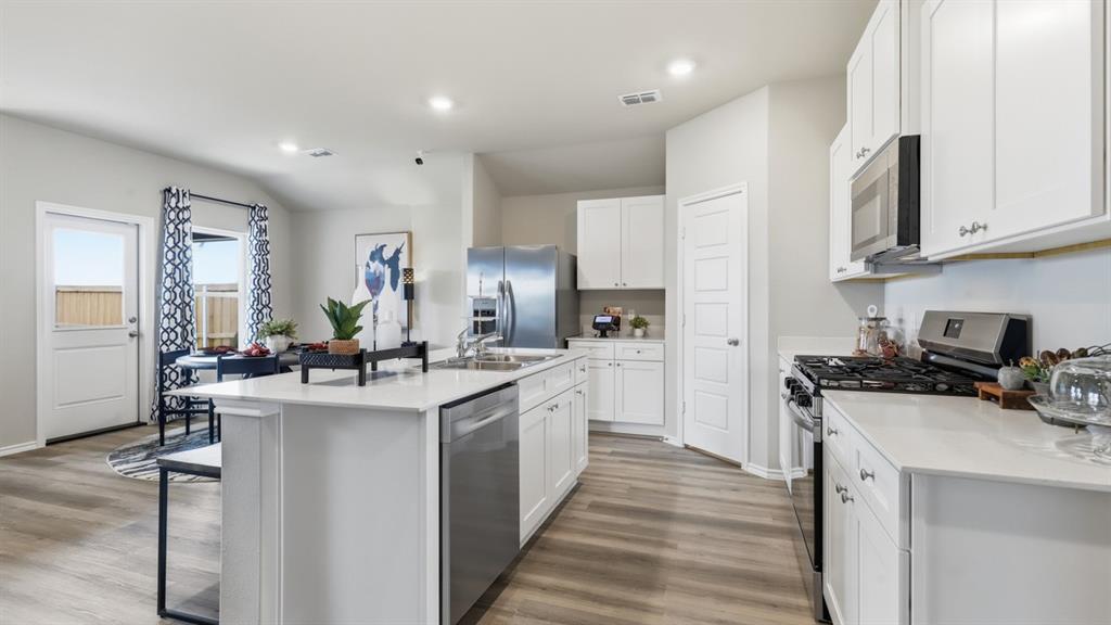 Townes Landing - D.R. Horton - Residential