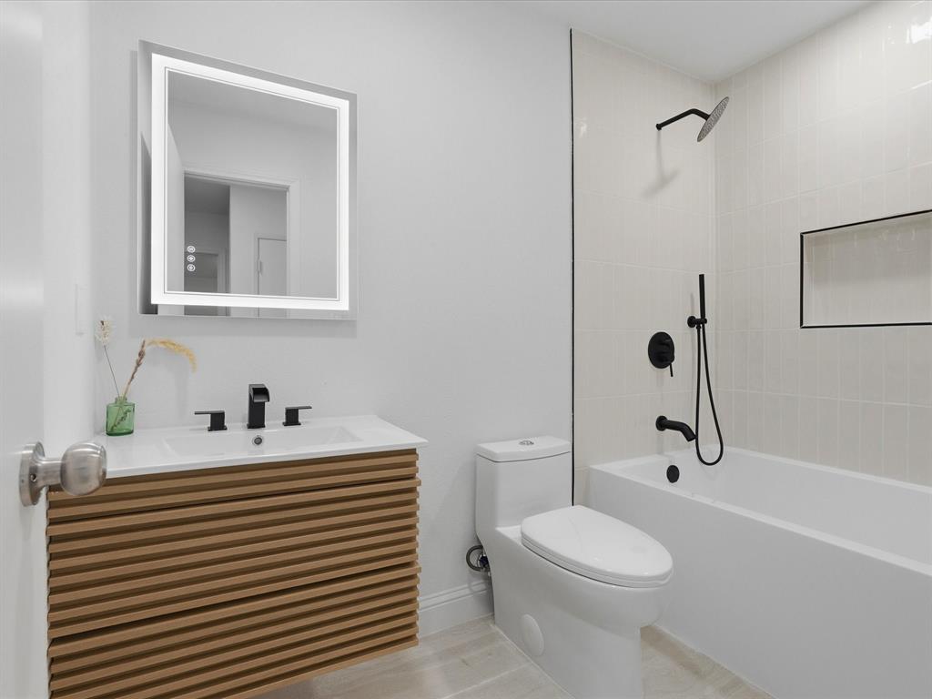 Woodlake 3 - Residential