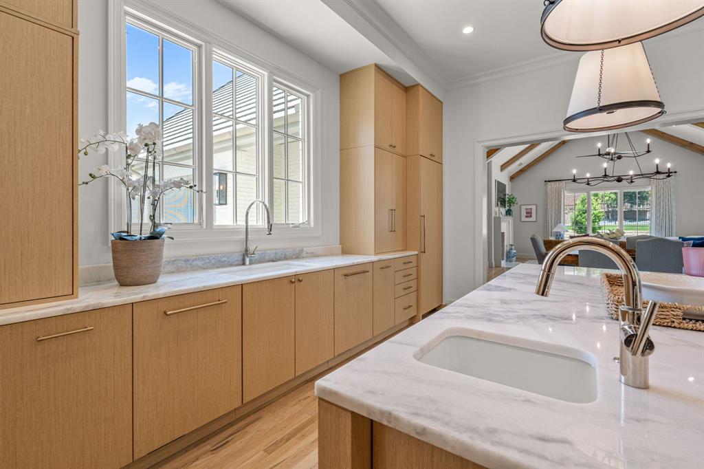 Montrachet - Residential