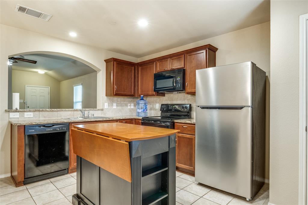 Travis Ranch Ph 2b1 - Residential Lease