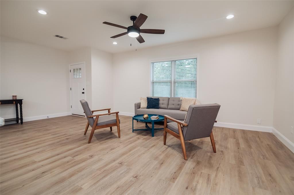 Howard & Hume - Residential
