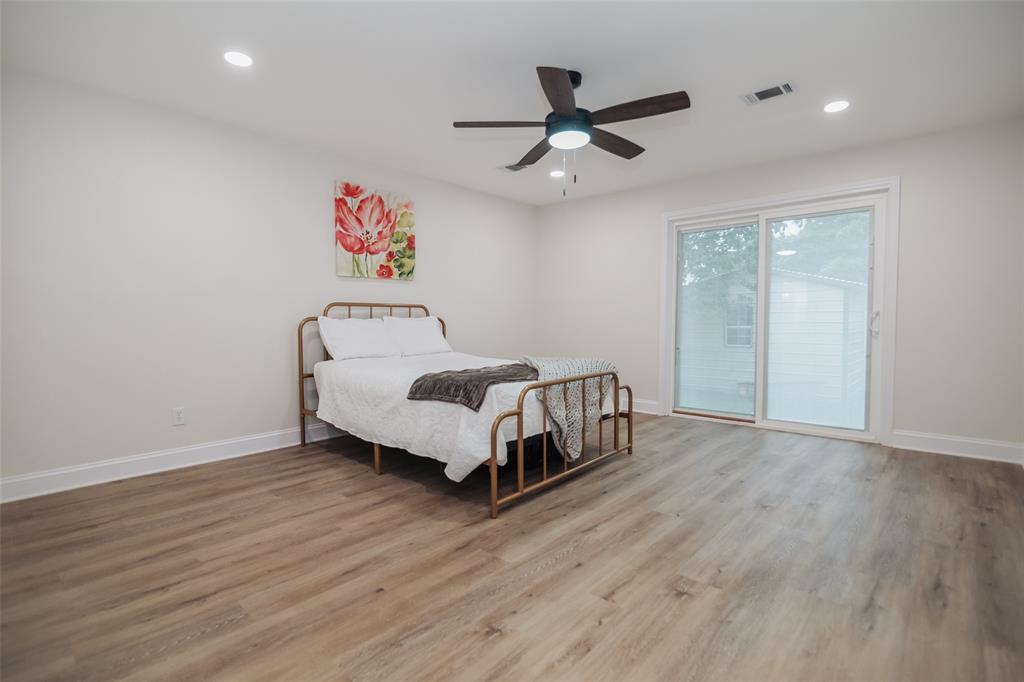 Howard & Hume - Residential