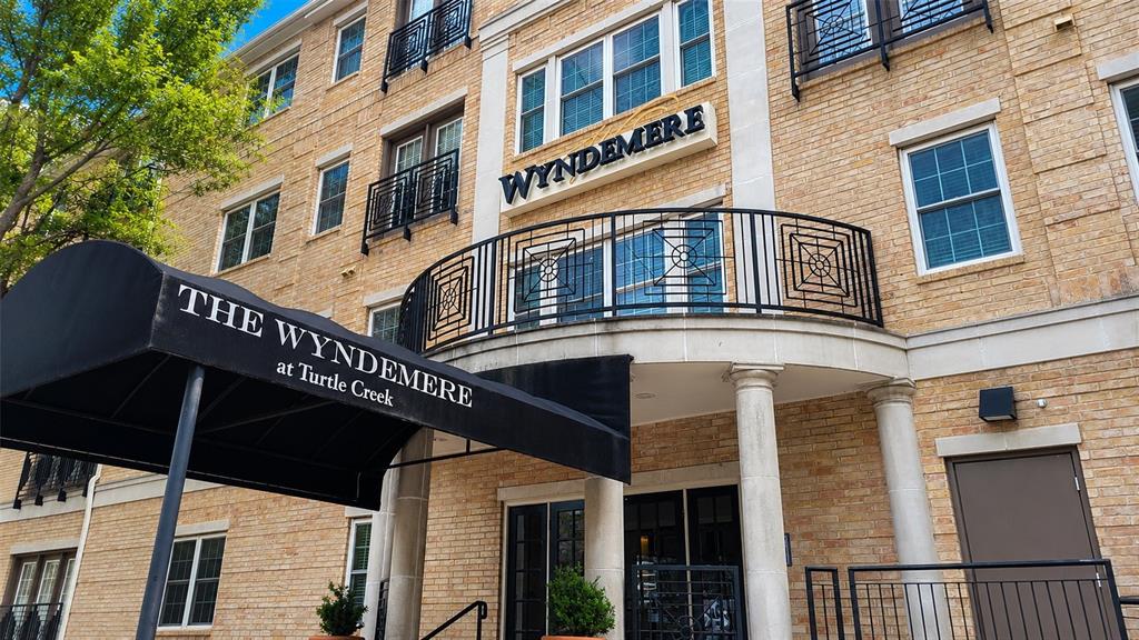 Wyndemere Condos - Residential