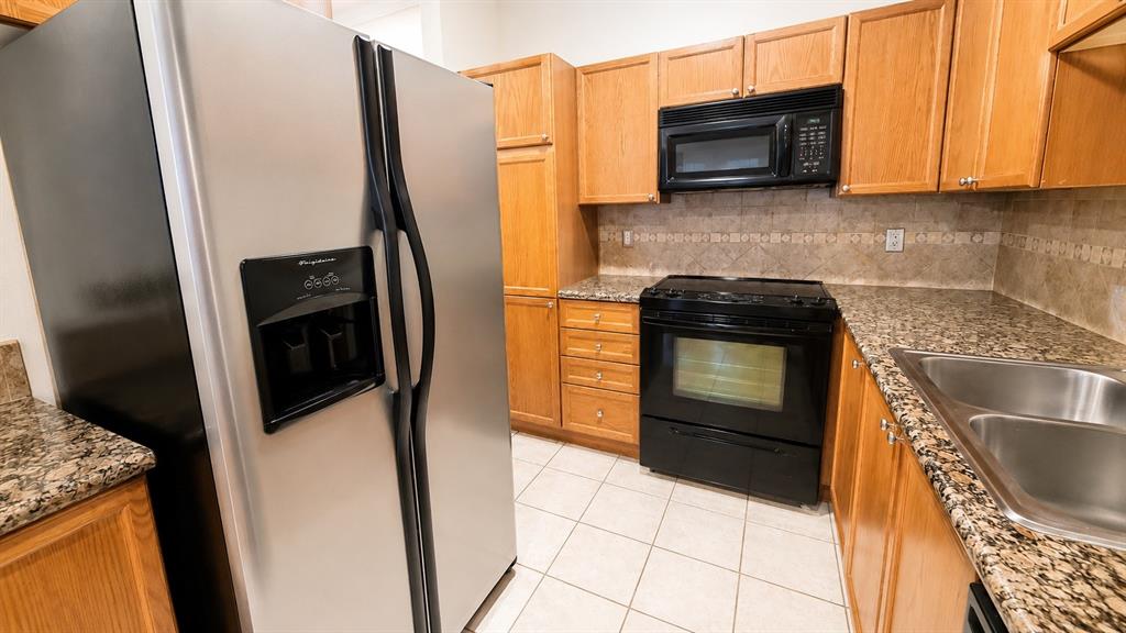 Wyndemere Condos - Residential