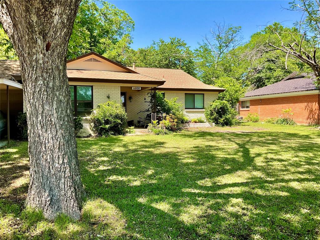 Opportunity knocks in a fantastic location! This 3-bedroom, 2-bath home is ideally situated near major highways, shopping, and dining, offering both convenience and strong potential. Whether you’re an investor searching for your next project or a buyer ready to create your dream space, this home is full of possibilities. Featuring a functional layout and generous living space, this property is ready for a little TLC to truly shine. With solid bones and a desirable area, the upside is undeniable. Bring your vision and transform this home into something special—don’t miss the chance to add value in a location that continues to grow in demand. Home is sold as-is.

*All things deemed in this listing to be verified by buyer and buyers agent.*