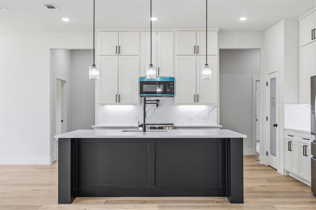 Paradise Bay - Residential