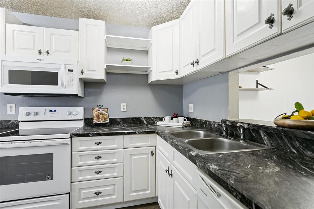 Mesquite Ridge Twnhs Add - Residential