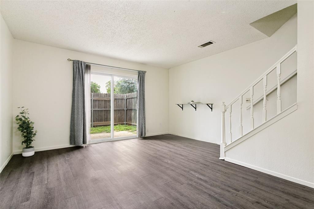Mesquite Ridge Twnhs Add - Residential