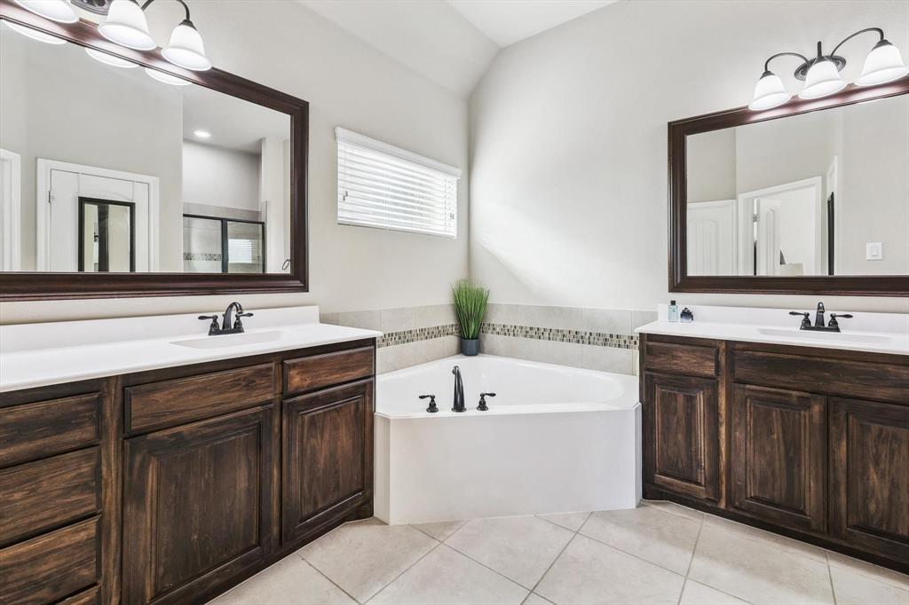 Seven Oaks - Residential