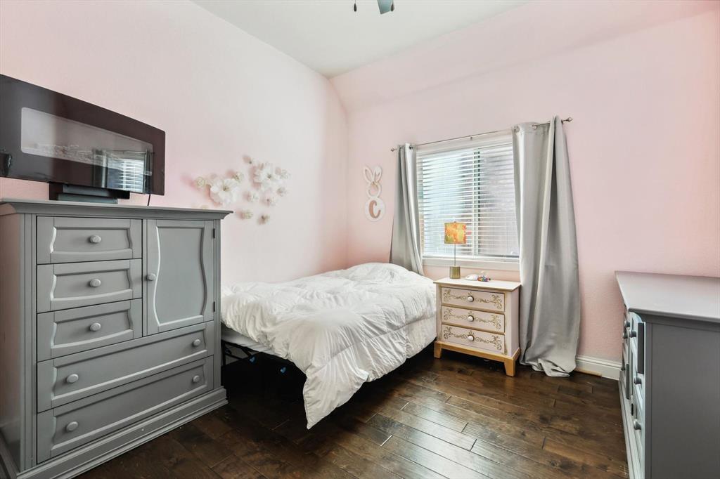 Seven Oaks - Residential