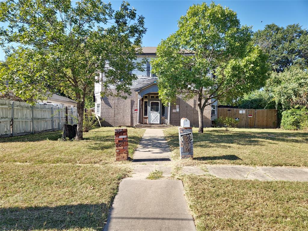Unlock the potential of this partially constructed home at 650 W 6th Ave, Corsicana, TX 75110. Situated in a quiet, established neighborhood, this property offers a fantastic opportunity for investors, builders, or buyers looking to take over a project with a head start.

Construction has been started but not completed, and the home is being sold as-is. The foundation has already been leveled, and a city-approved set of building plans is available and ready to be followed—saving you time and hassle with permitting.

Whether you're looking to finish and flip, create a custom home, or add to your rental portfolio, this property offers the flexibility to bring your vision to life.