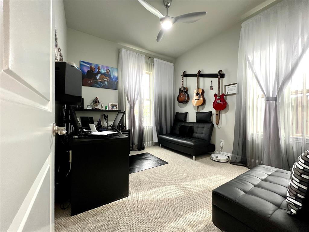 University Place Add Ph 3 - Residential Lease