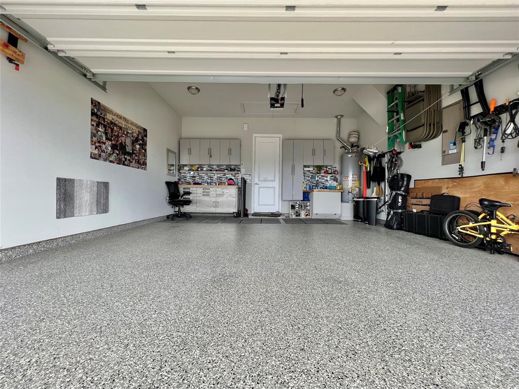 University Place Add Ph 3 - Residential Lease