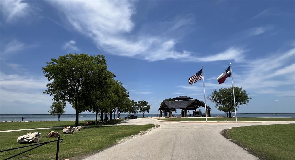 Wills Point - Land
