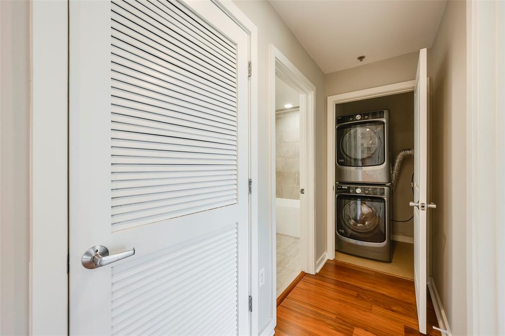 Metropolitan 1200 Main - Residential