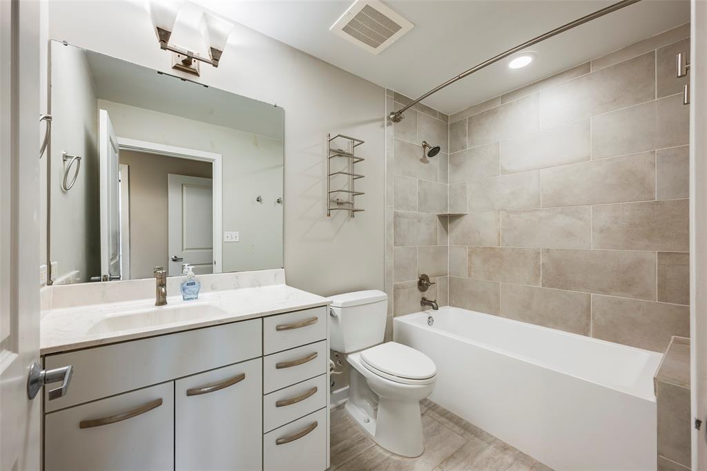 Metropolitan 1200 Main - Residential