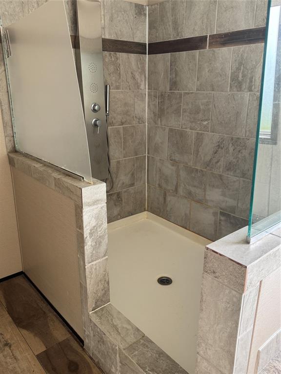 Woolworth Oaks - Residential