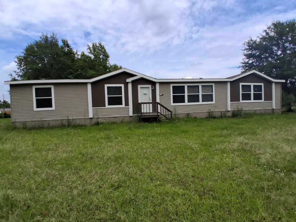 Welcome to 10015 Woolworth Drive in Keithville, Louisiana.  This spacious 3 bedroom, 2 bathroom home offers approximately 2,432 square feet of comfortable living space, providing plenty of room for family gatherings, entertaining, and everyday living.  The thoughtfully designed floor plan features generous living areas, large bedrooms, and an abundance of natural light throughout.  The well-appointed kitchen offers ample cabinetry and workspace, making meal preparation both convenient and enjoyable.  The primary suite provides a private retreat with a spacious layout and en-suite bath.  Situated on a sizable lot in a peaceful setting this property offers the perfect balance of privacy and convenience.  Don't miss this opportunity to own a well-maintained home with over 2400 square feet of living space in a desirable rural setting.  Schedule your showing today!