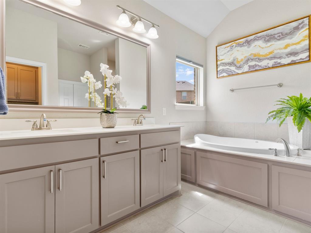 Laurenwood - Residential