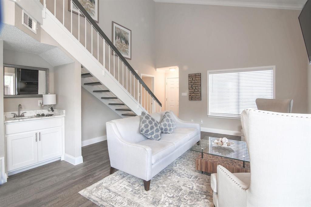Lifescape Villas On Dublin Condos - Residential