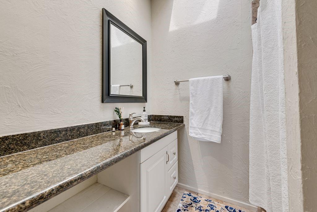 Buena Vista Condo 3910 - Residential
