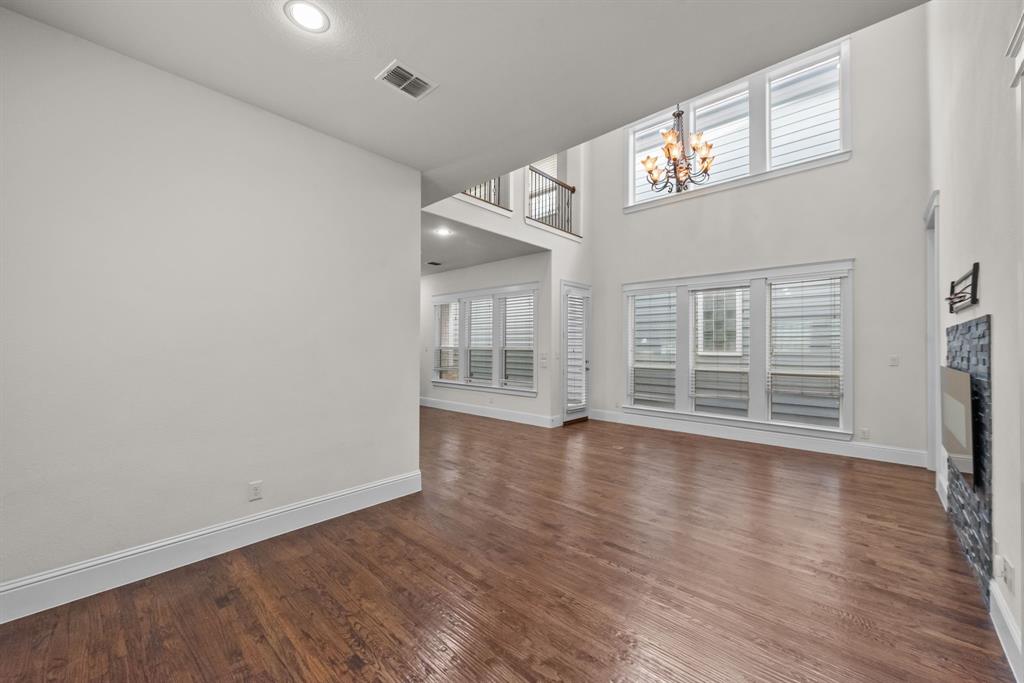Old Town Ph II - Residential Lease