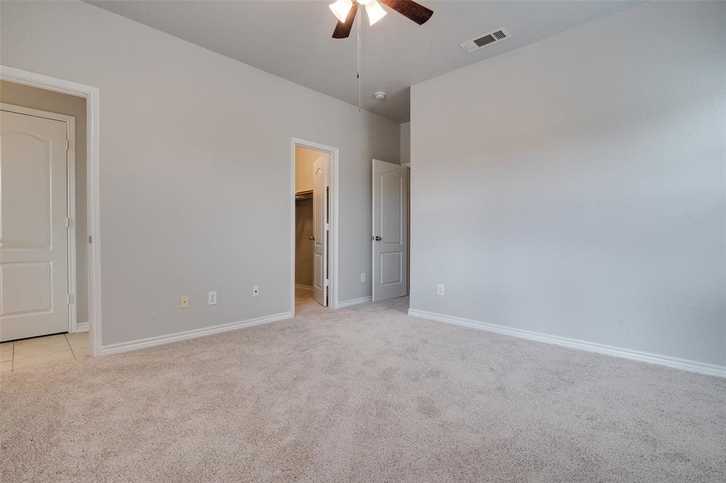 The Cascades At The Legends Ph - Residential