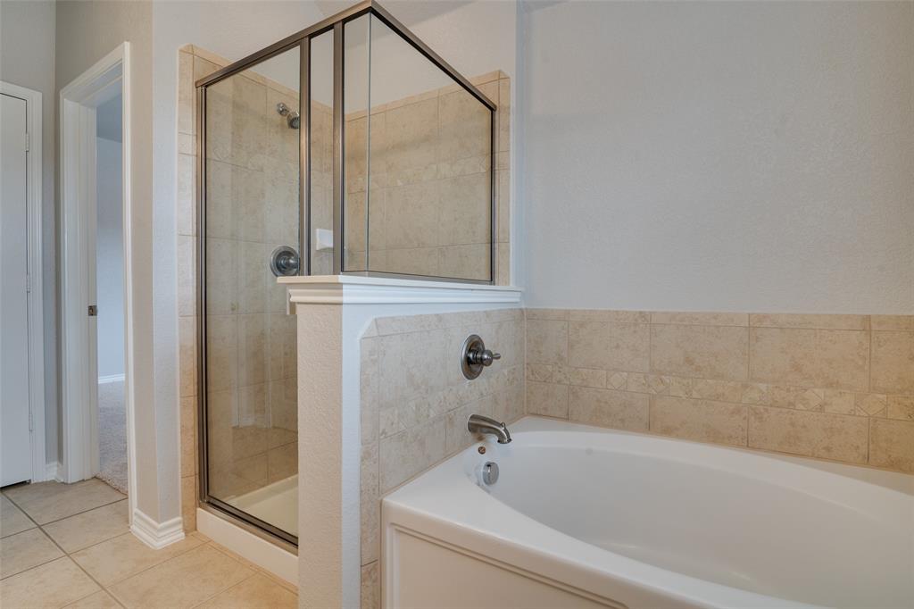 The Cascades At The Legends Ph - Residential