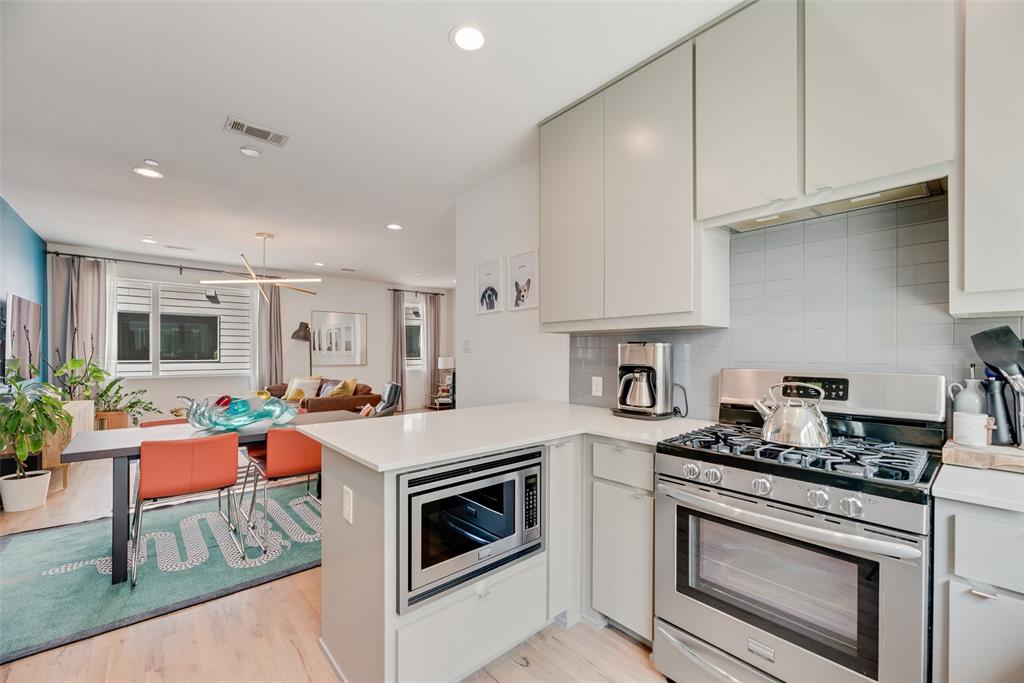 Location, location, location! This modern contemporary unit is located in the heart of East Dallas just minutes from the Knox Henderson, Lower Greenville, and the Swiss Avenue Historic District! This well thought out floor plan offers a large entry for an office or study on the first floor. The open concept second floor features a stylish living room and dining area with expansive windows that pour in natural light. The third floor features a secondary bedroom with its own ensuite full bath. The primary suite offers a large walk in closet, ensuite bath with enlarged walk in shower, dual sinks and additional storage! Located in secure gated community and a one minute walk to the popular Jimmy’s Food Store, come see what’s so exceptional about this unit today!