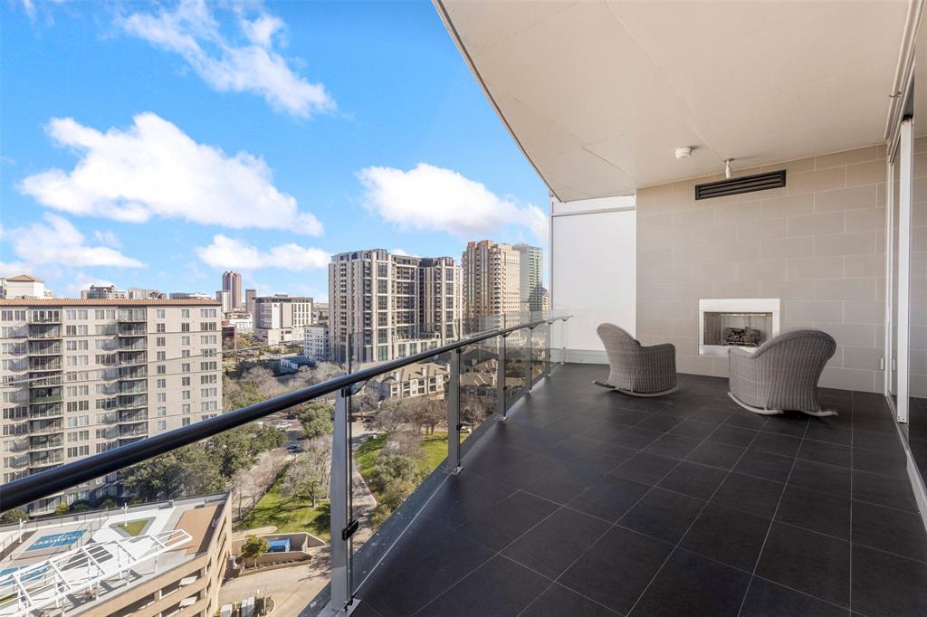 Bleu Ciel Condo - Residential