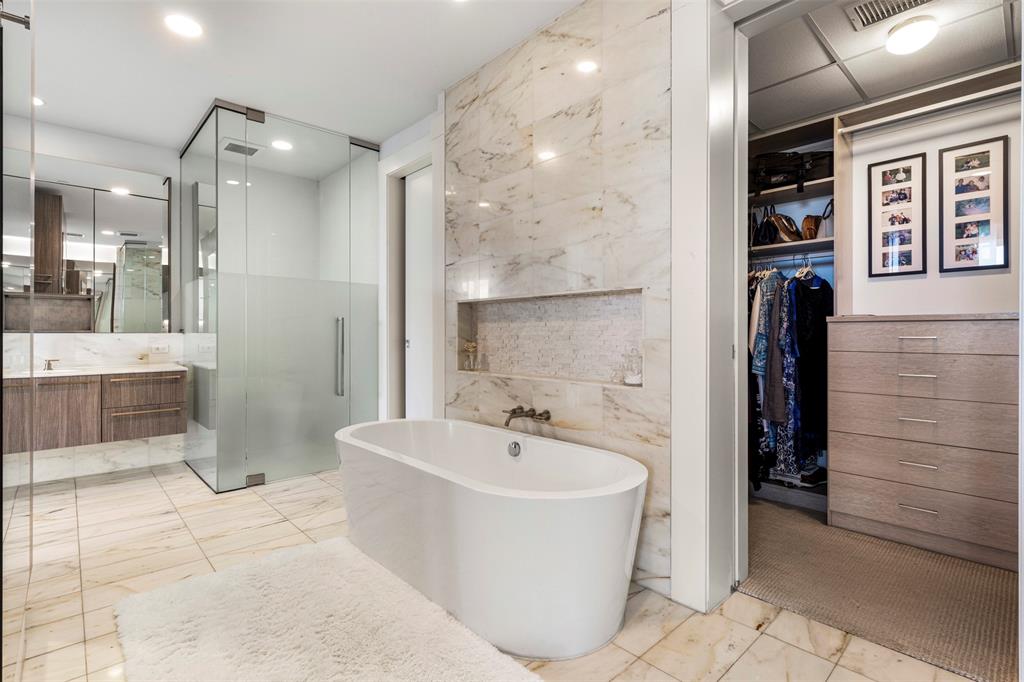 Bleu Ciel Condo - Residential