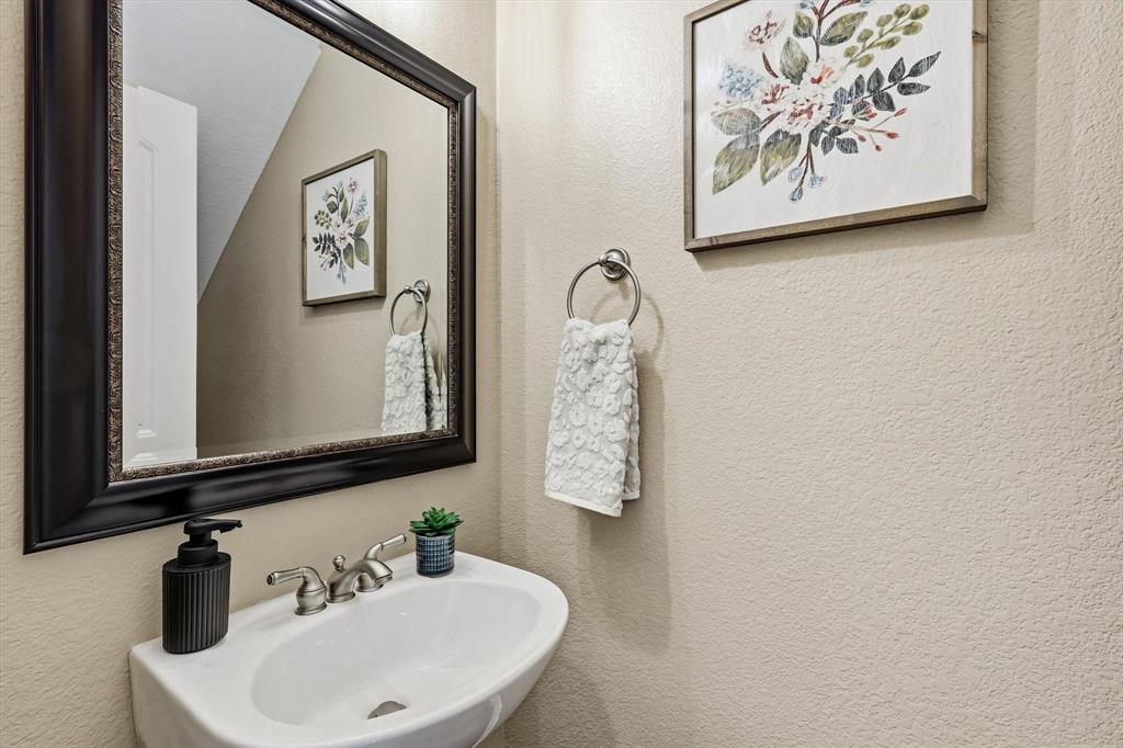 SILVER LAKE ESTATES ADD - Residential