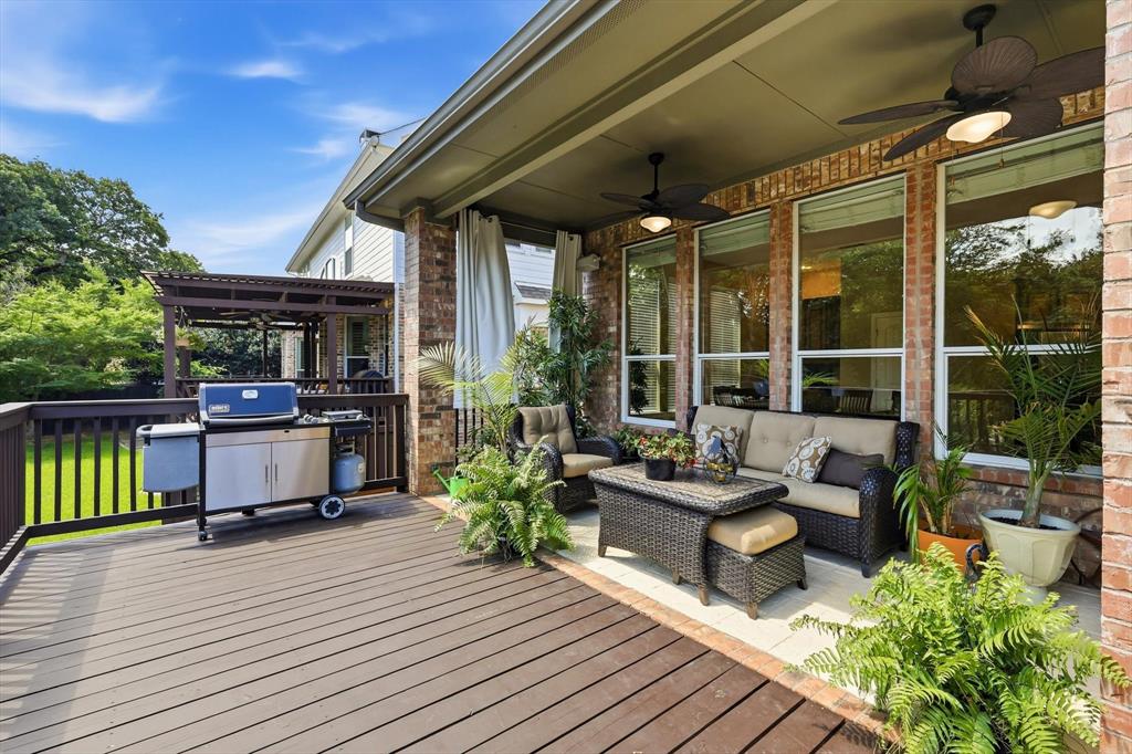 SILVER LAKE ESTATES ADD - Residential