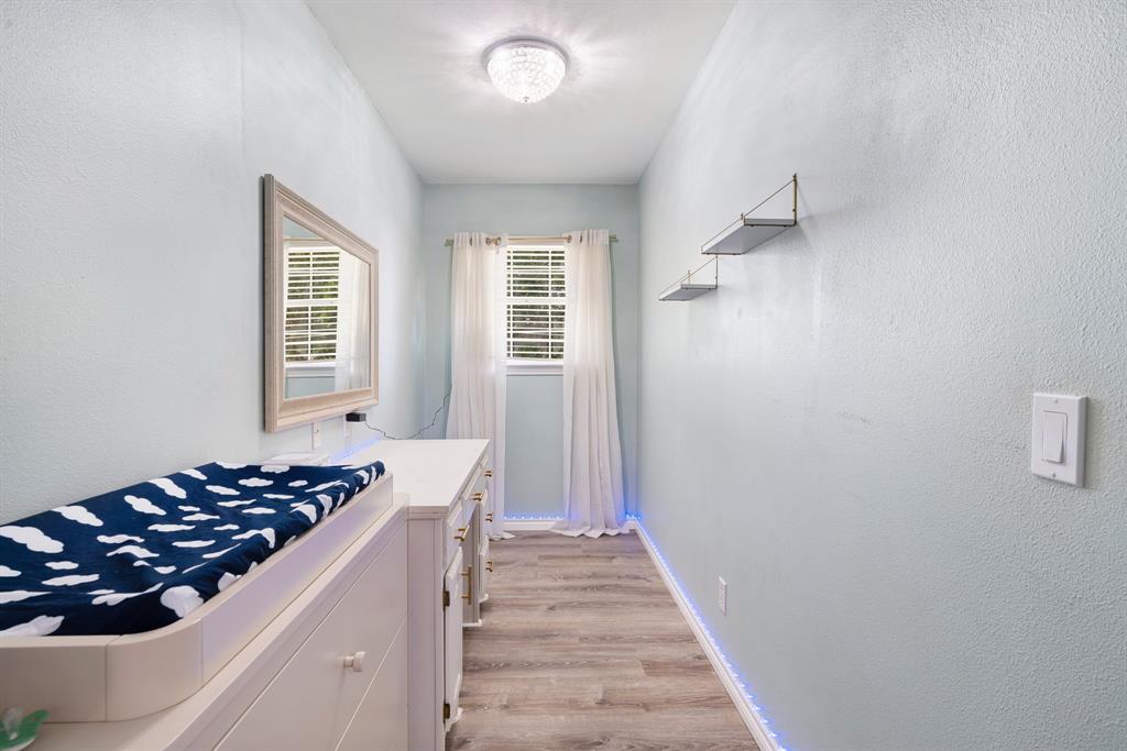 Oak Creek #4 - Residential