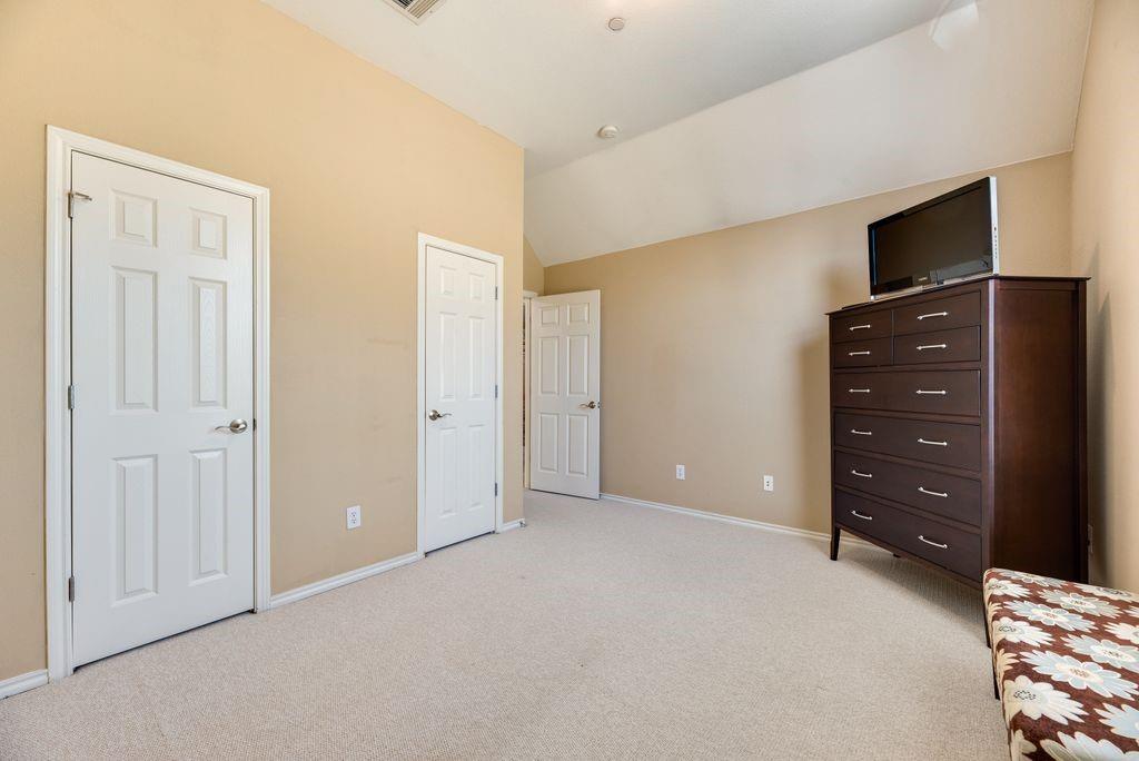 Villas At Coppell Twnhms - Residential