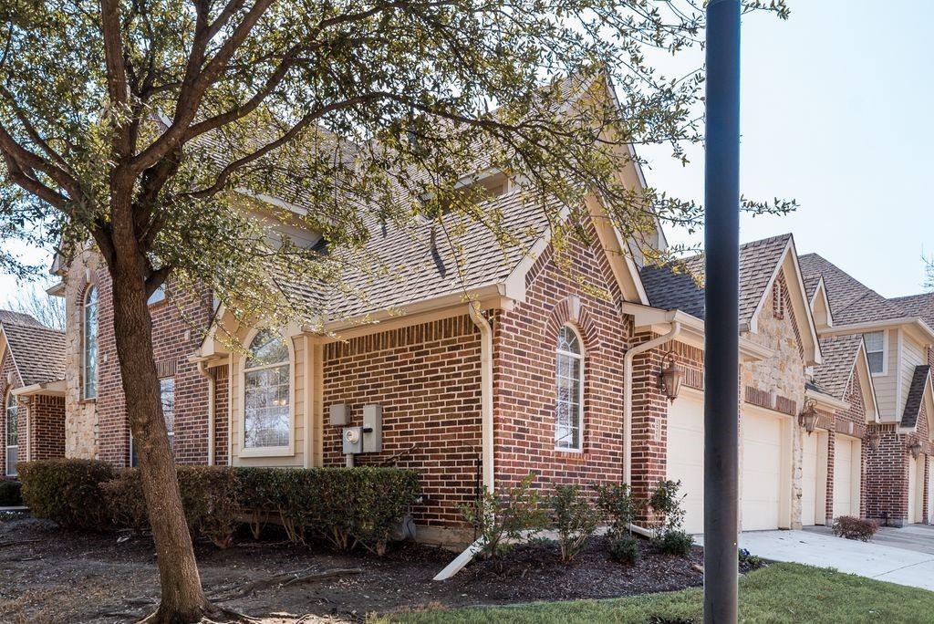 Villas At Coppell Twnhms - Residential